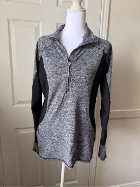 Athleta Space Dye 1/4 Zip Pullover Jacket Grey Black M Mesh Panels Thumbholes